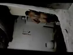 الداعر في الهواء الطلق بالقرب من السيارة احلى سكسي فرنسي