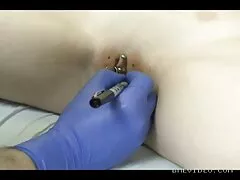 الفتاة الروسية مع شعر كس سكسي فرنسي حيوانات يتبول على شجرة