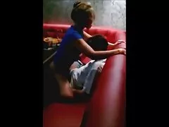 يدق تلك سكسي متحرك فرنسي العاهرة على نقطة