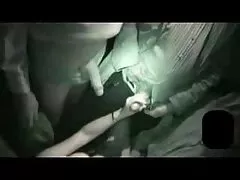 الفتيات يحبون المطر الذهبي والشرب سكسىفرنسى الفن
